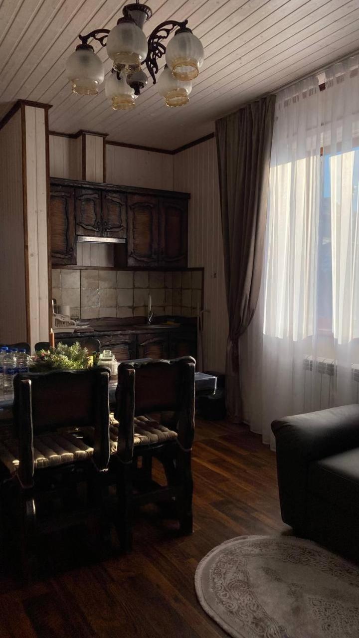 Five House Villa Skhidnytsia